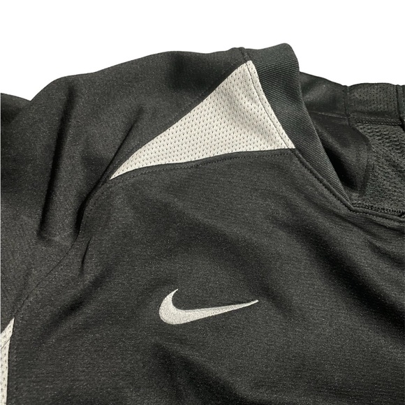 NWT Nike DryFit Athletic Shirt - Picture 4 of 5